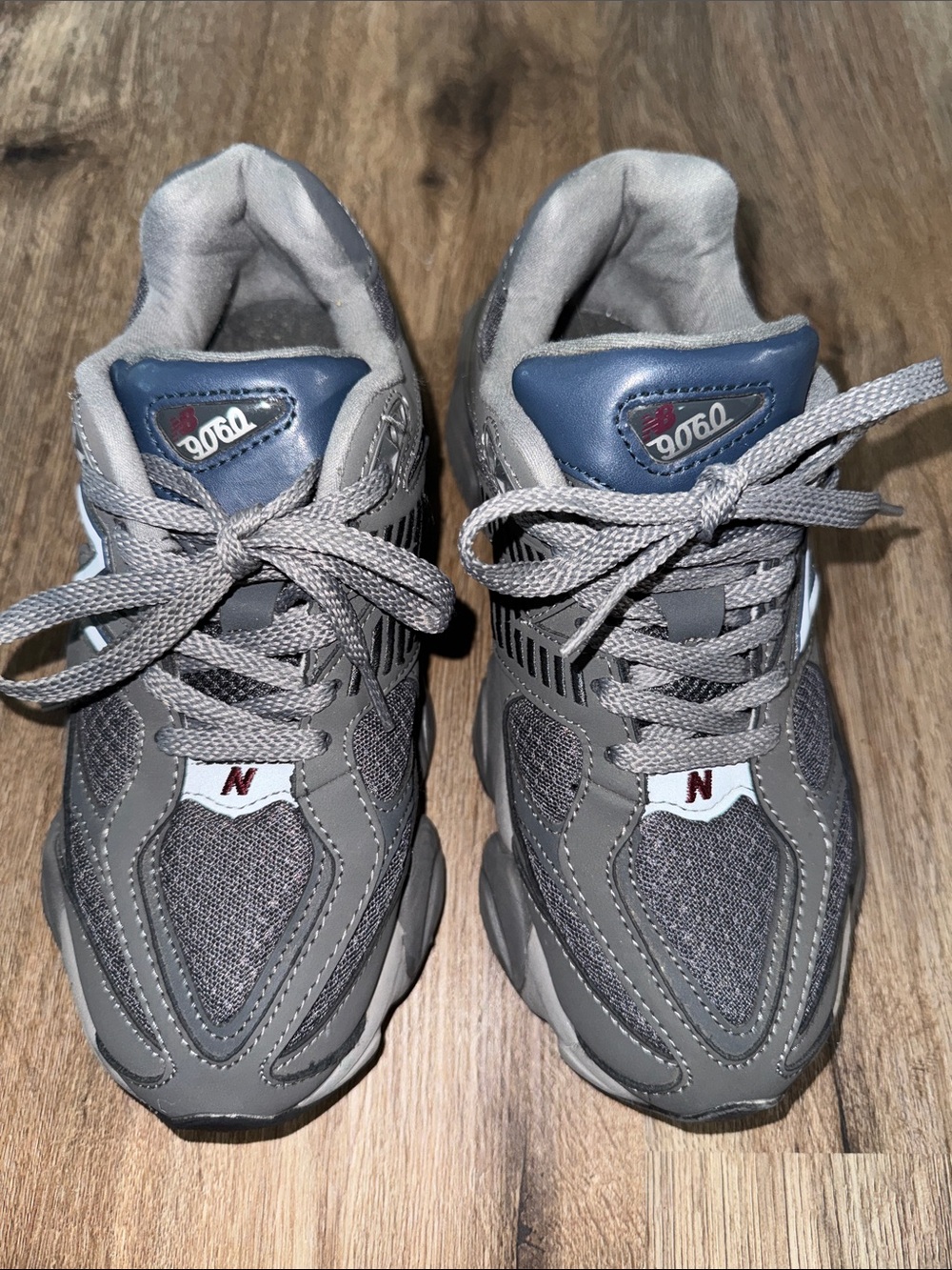 New Balance 9060 sneakers in a grey colorway - Size - 6 US M/7.5 US W,
